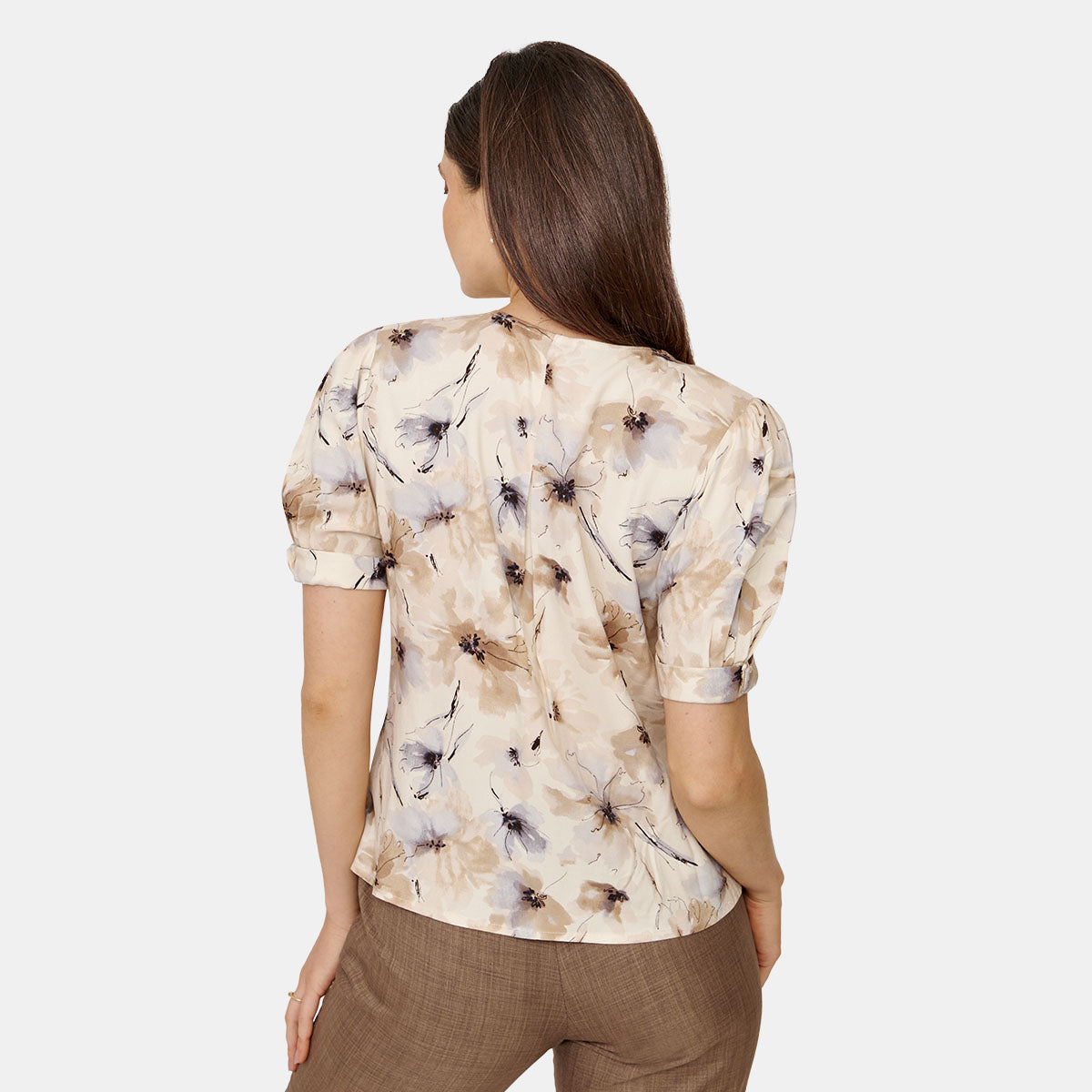 Blusa abierta con botones y estampado floral cuello V marca Vitos