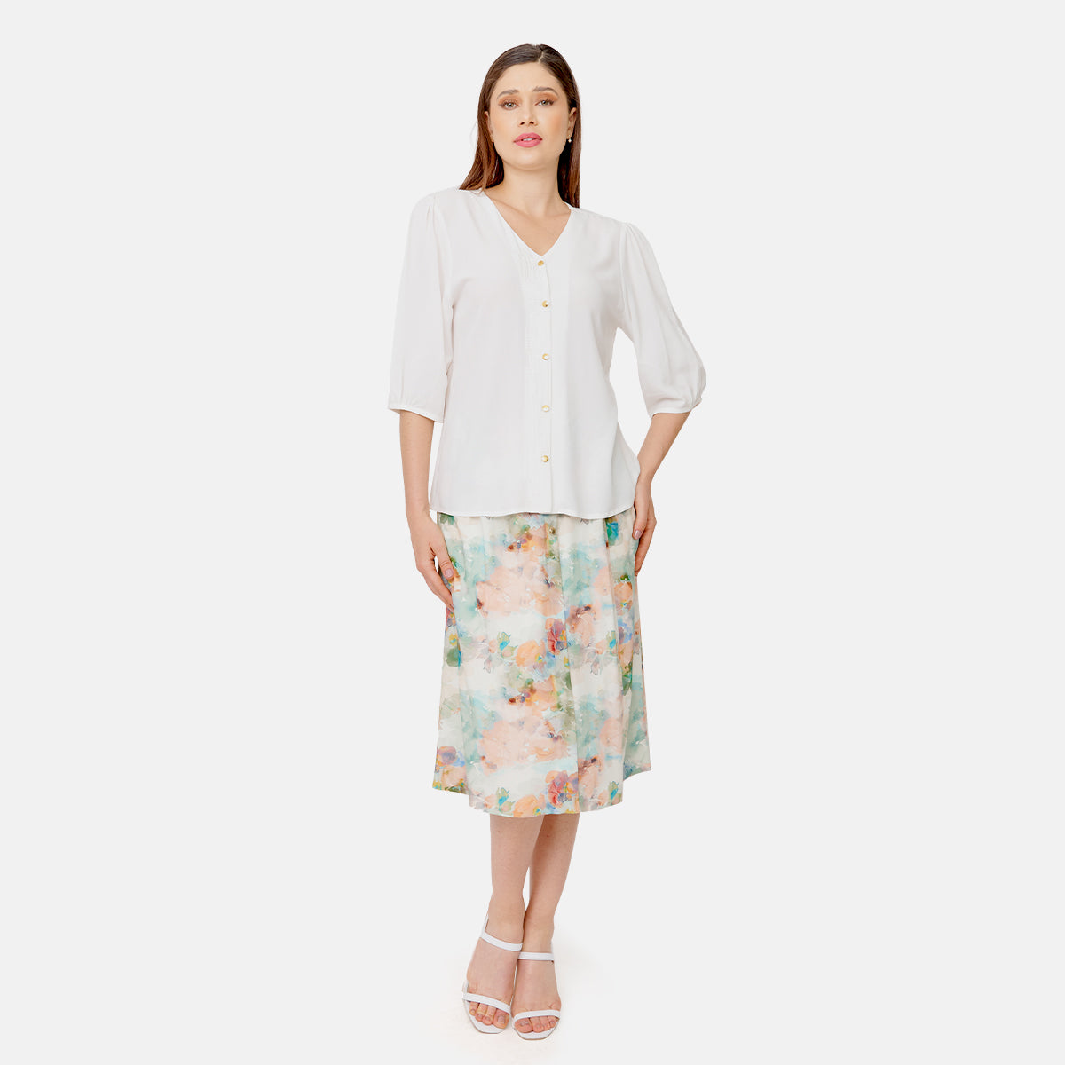 Blusa blanca escote V bordado Vitos