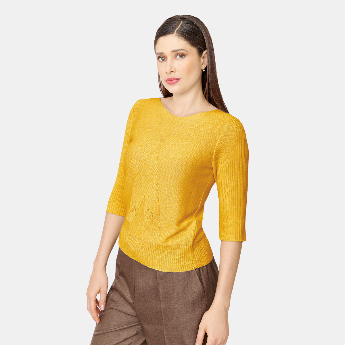 Blusa calada escote ojal color mostaza Vitos