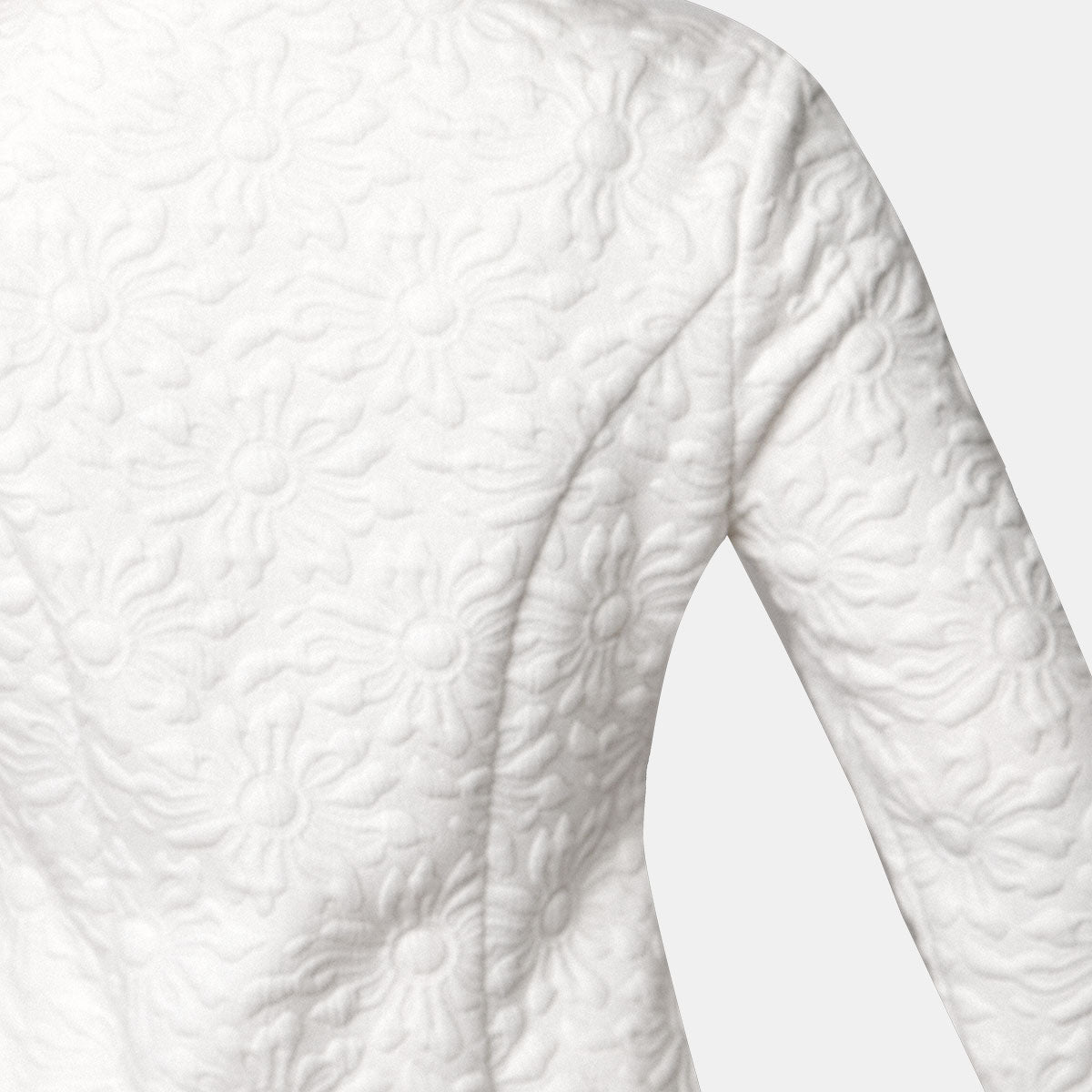 Saco blanco para dama acolchado con flores