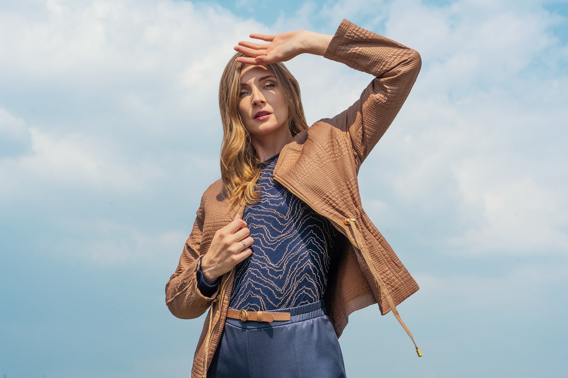 Una Pieza Estrella: Saco Capitonado Café