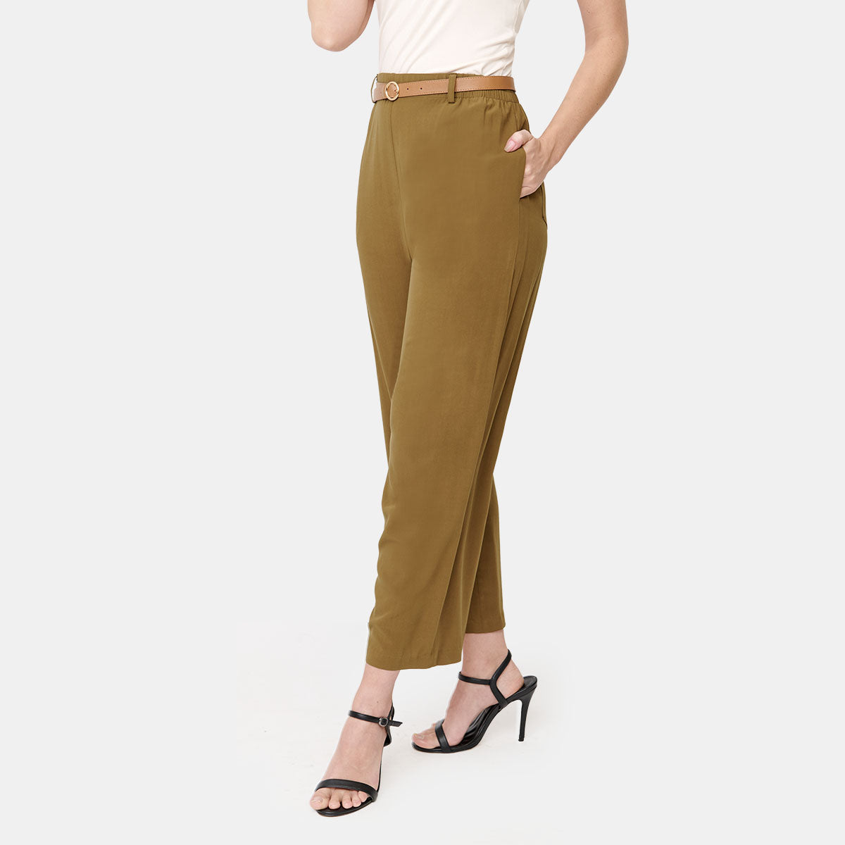 Pantalon color olivo con cinturón Vitos