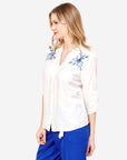 Blusa cuello mao bordado floral Loreto