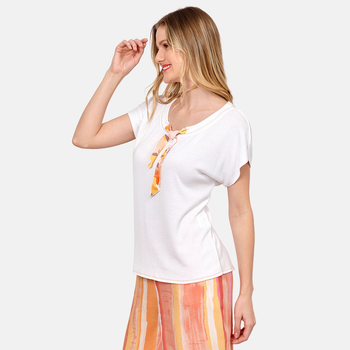 Blusa manga corrida con corbatín Salvatierra