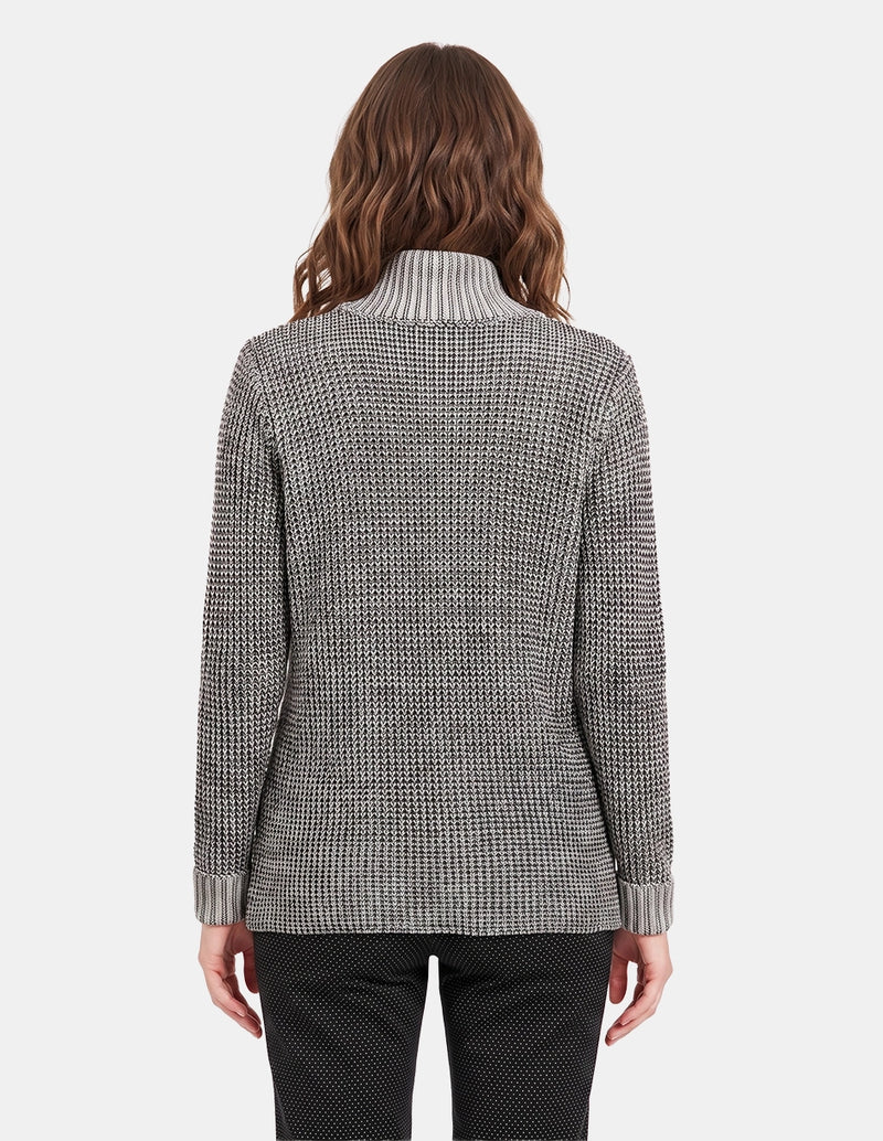 Chaqueton con puntada perla negra