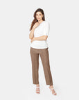 Pantalón ligero con herraje