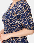 Blusa estampado cuello V Dimetry