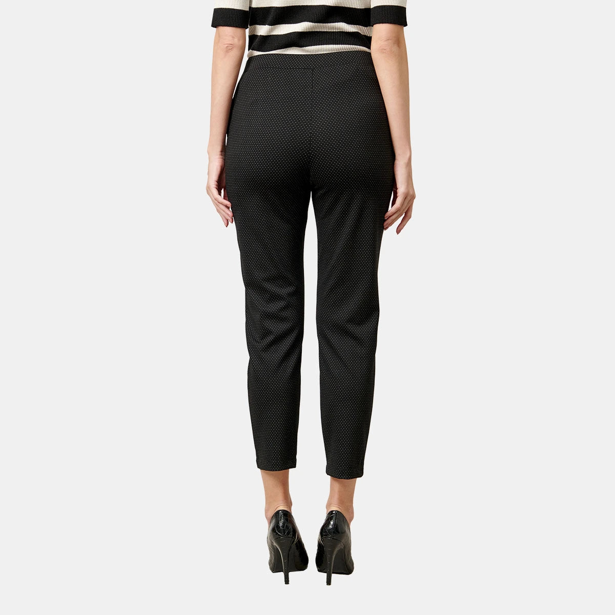 Pantalón recto con simulacion de cinturon Perla Negra
