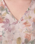 Blusa estampada cuello  v Curvy