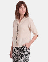 Blusa estampada abierta Celyn
