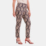 Pantalon estampado recto complementos
