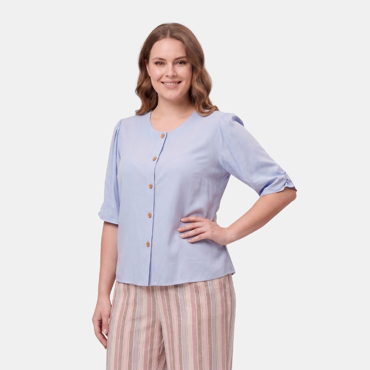 V67702 - Blusa abertura María Curvy