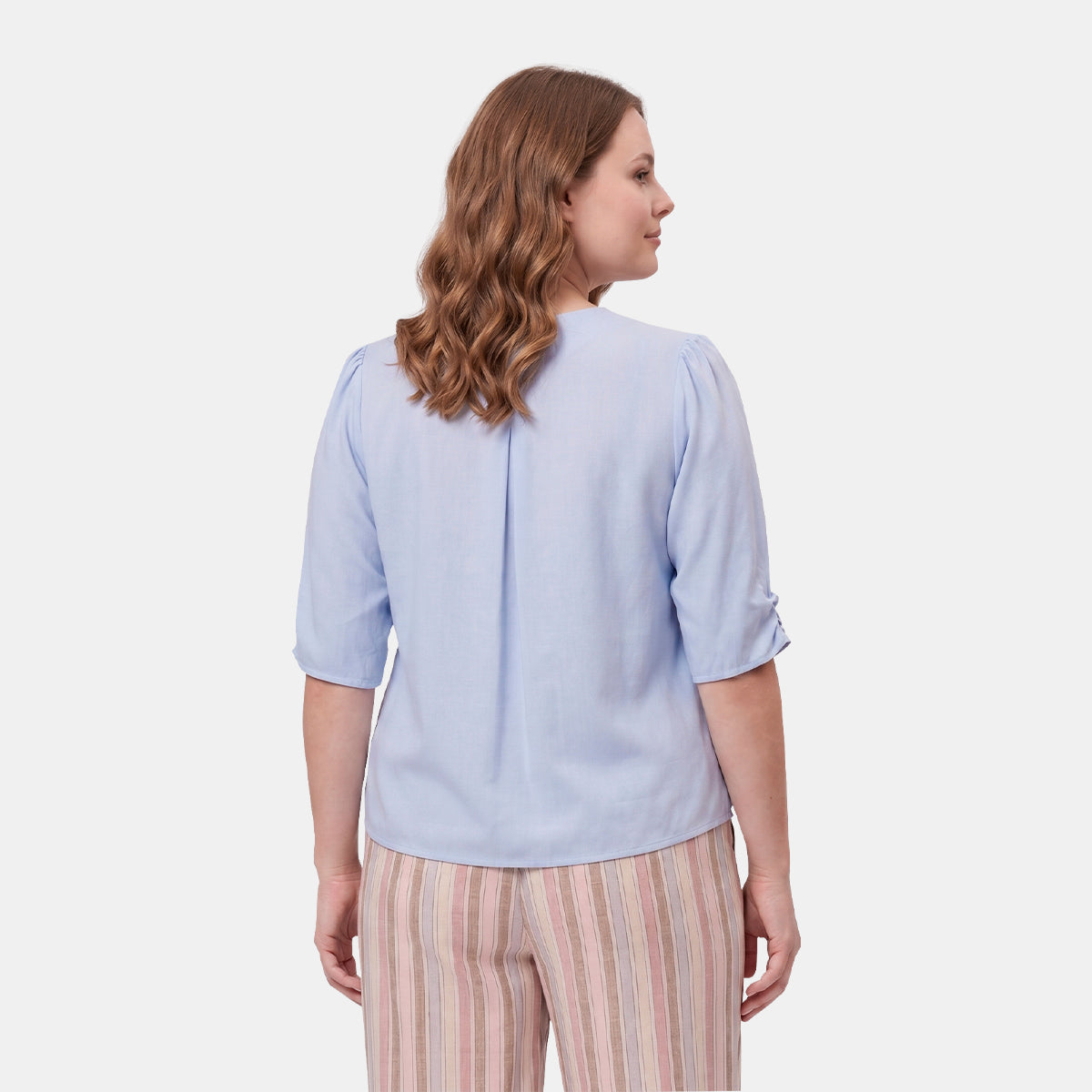 V67702 - Blusa abertura María Curvy