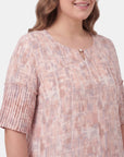 Blusa estampada cuello v maeli Curvy