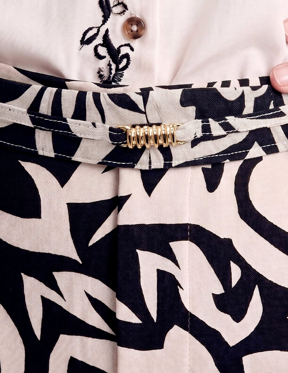 Pantalón con estampado de flores Celyn