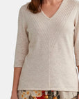 Blusa escote v con diagonales Taniana