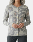 Cardigan estampado con trenzas complementos