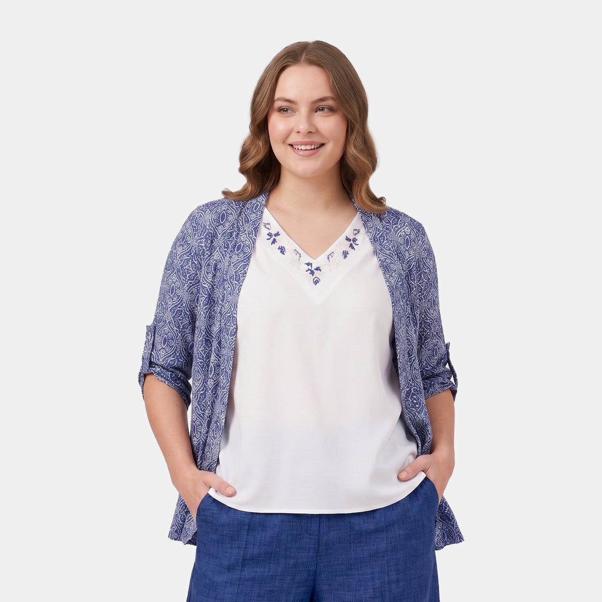 V69992 - Twin fix estampado con bordado Reina Curvy